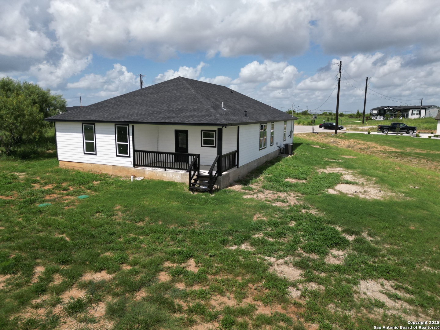 104 Flor Del Sol San Antonio TX 78264