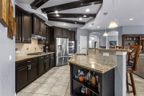 8702 Shady Mountain San Antonio TX 78254