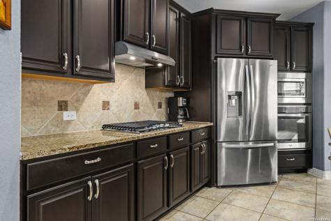 8702 Shady Mountain San Antonio TX 78254