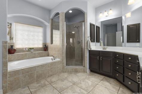 8702 Shady Mountain San Antonio TX 78254