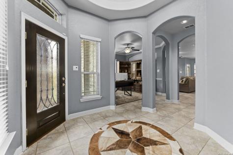 8702 Shady Mountain San Antonio TX 78254
