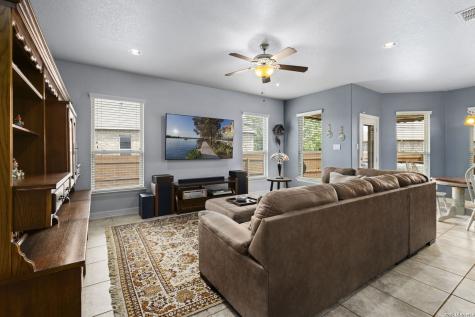 8702 Shady Mountain San Antonio TX 78254