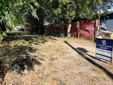 1327 Montezuma San Antonio TX 78207
