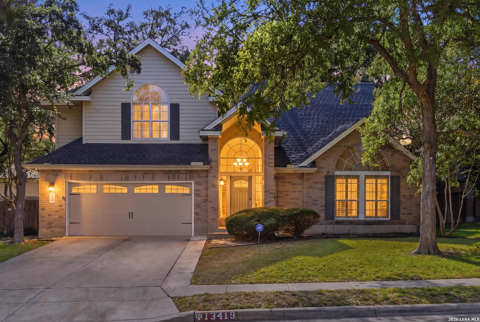 13419 Thessaly Universal City TX 78148