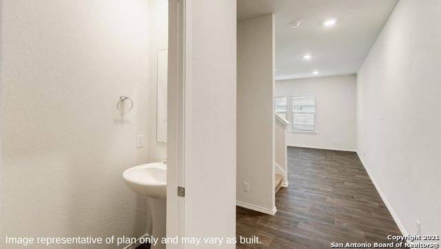 5710 Calville Blanc San Antonio TX 78252