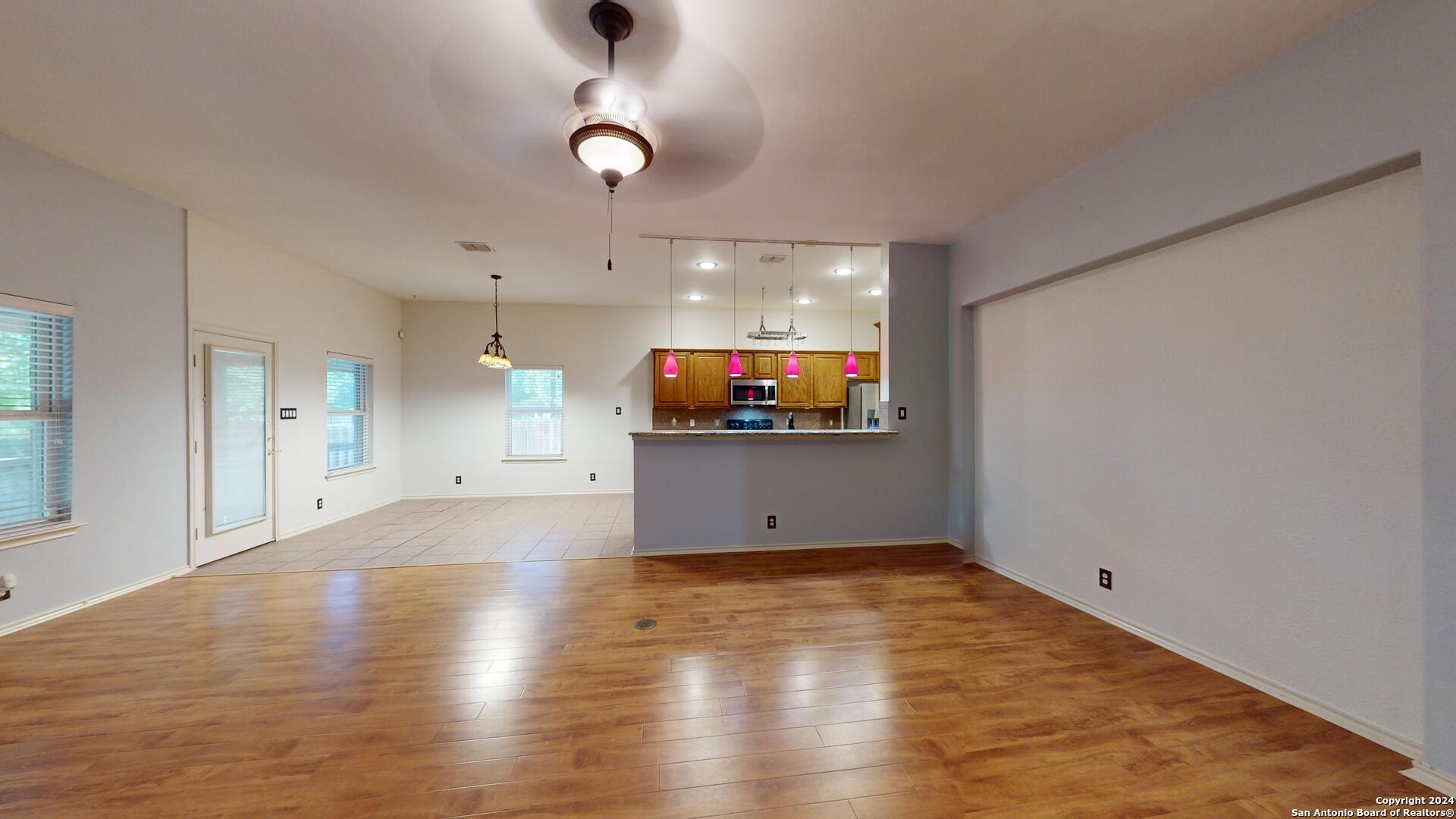 161 Glen Eagles Cibolo TX 78108