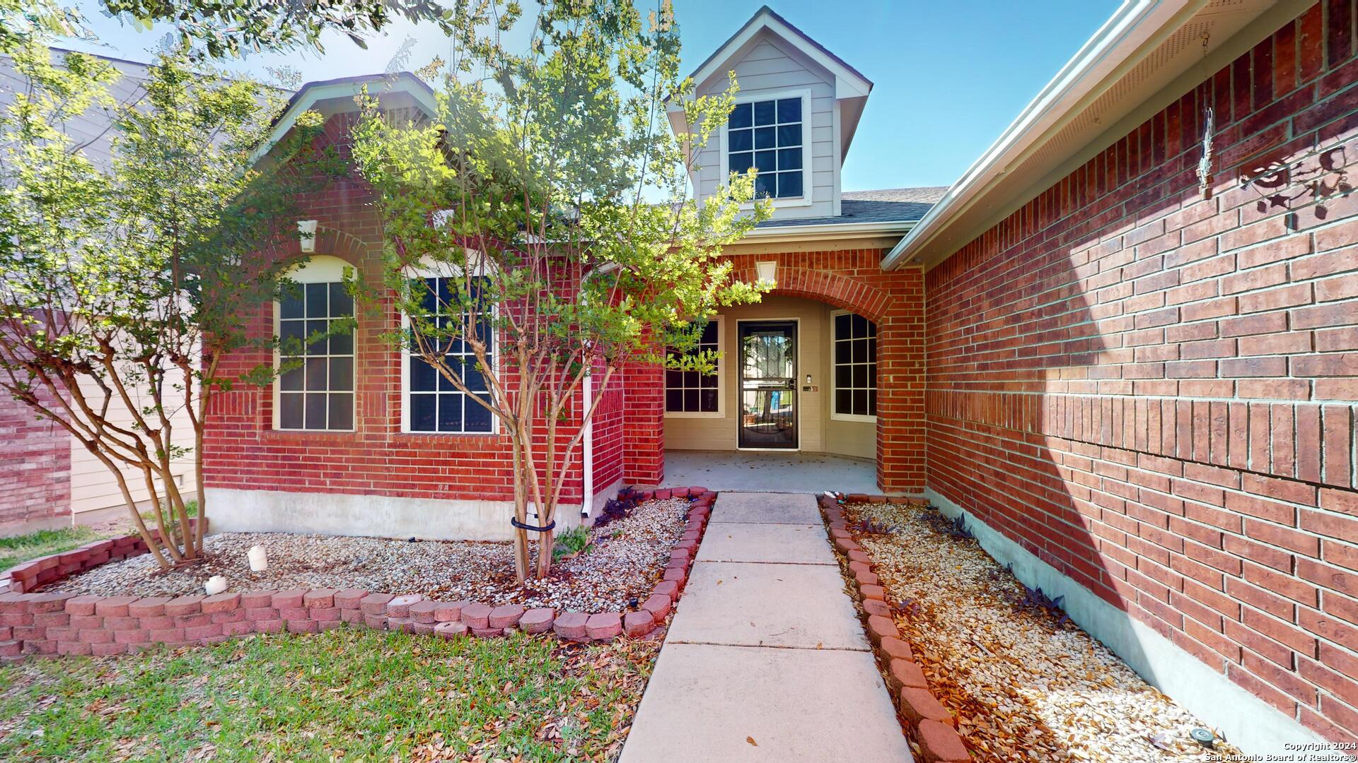 161 Glen Eagles Cibolo TX 78108