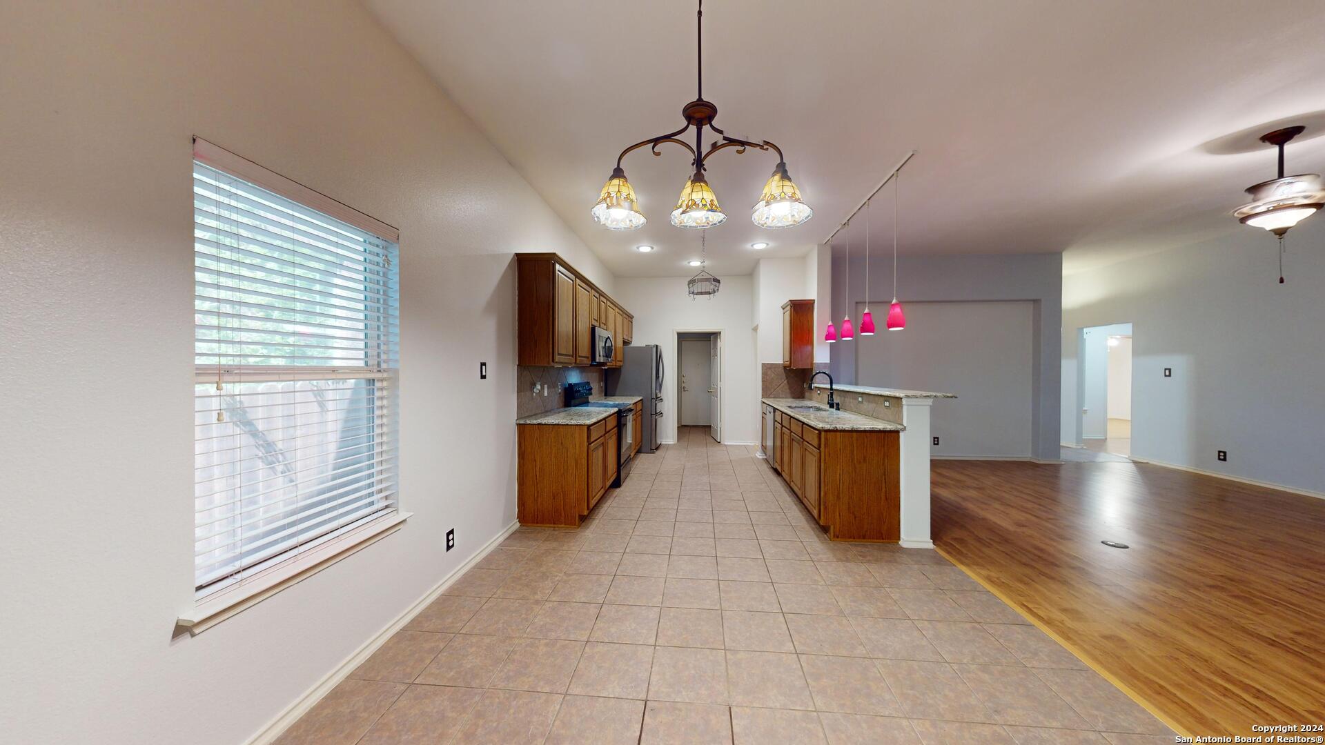 161 Glen Eagles Cibolo TX 78108
