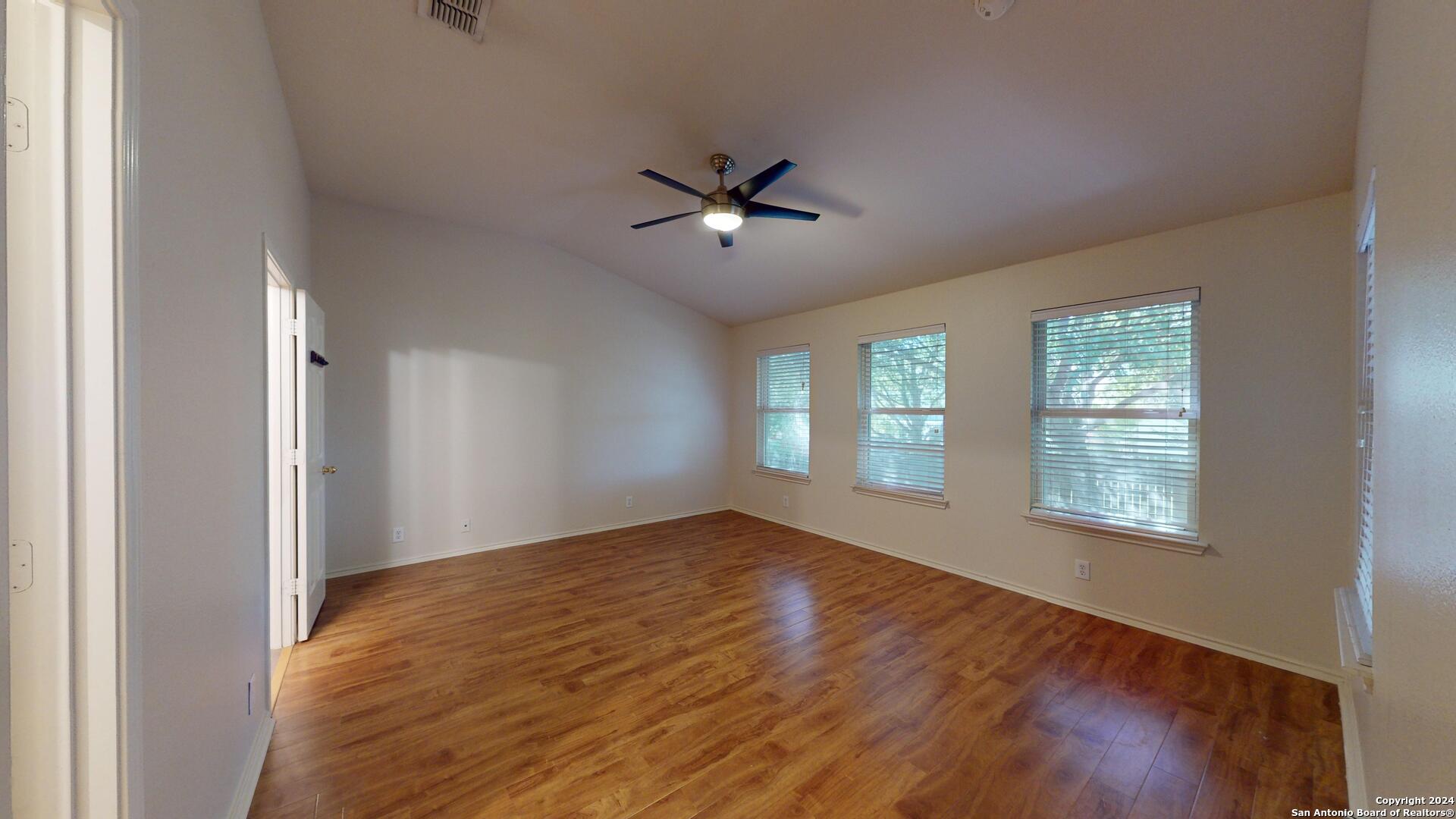 161 Glen Eagles Cibolo TX 78108