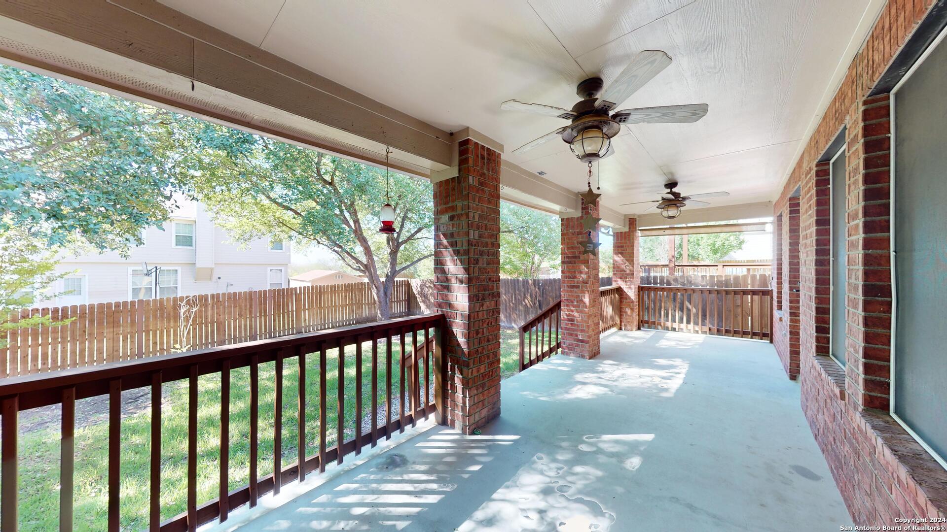 161 Glen Eagles Cibolo TX 78108