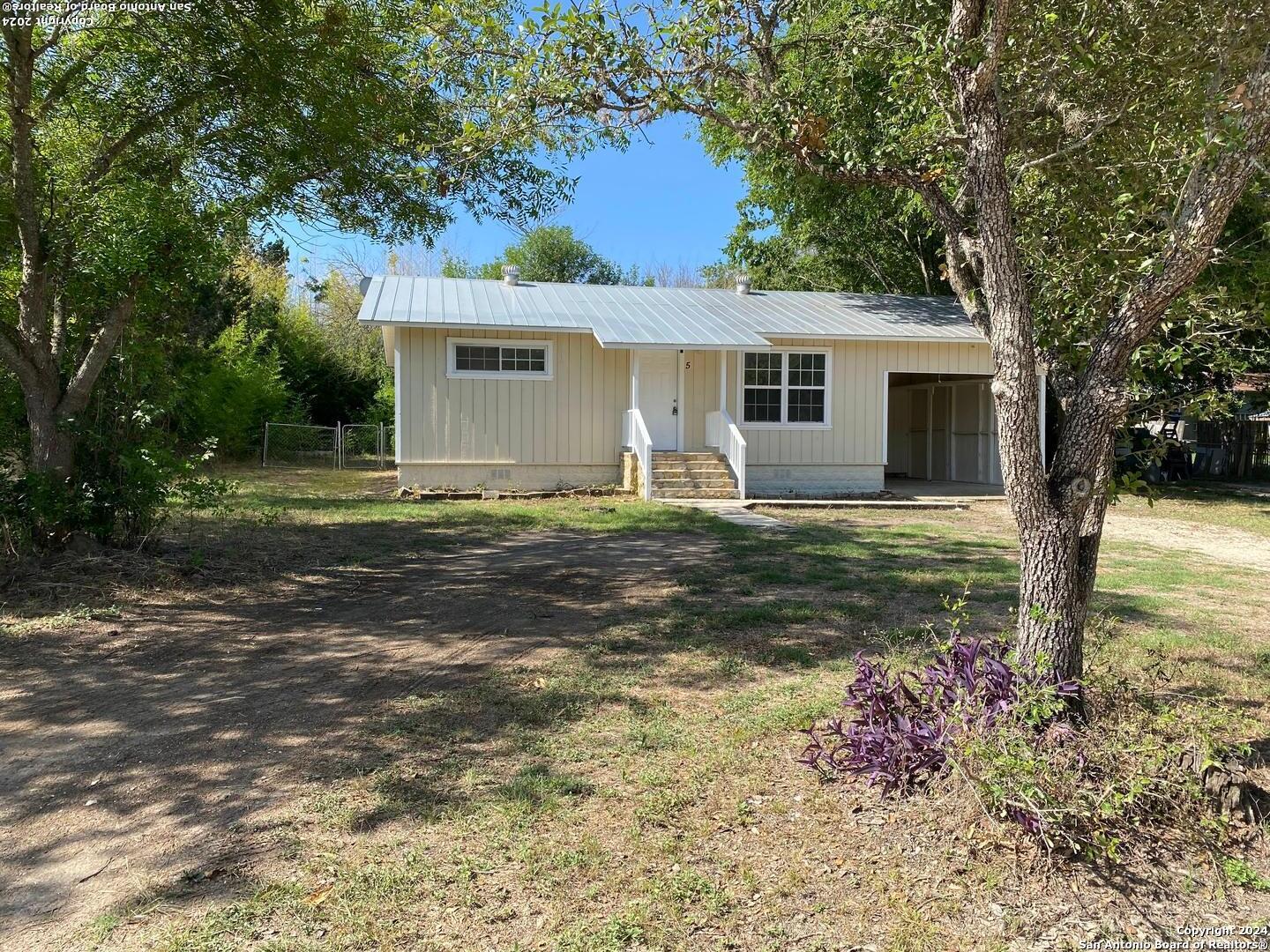 5 Las Palmas Lane Boerne TX 78006