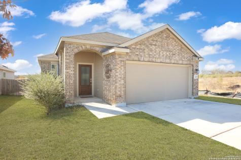 2328 Black Lark New Braunfels TX 78130