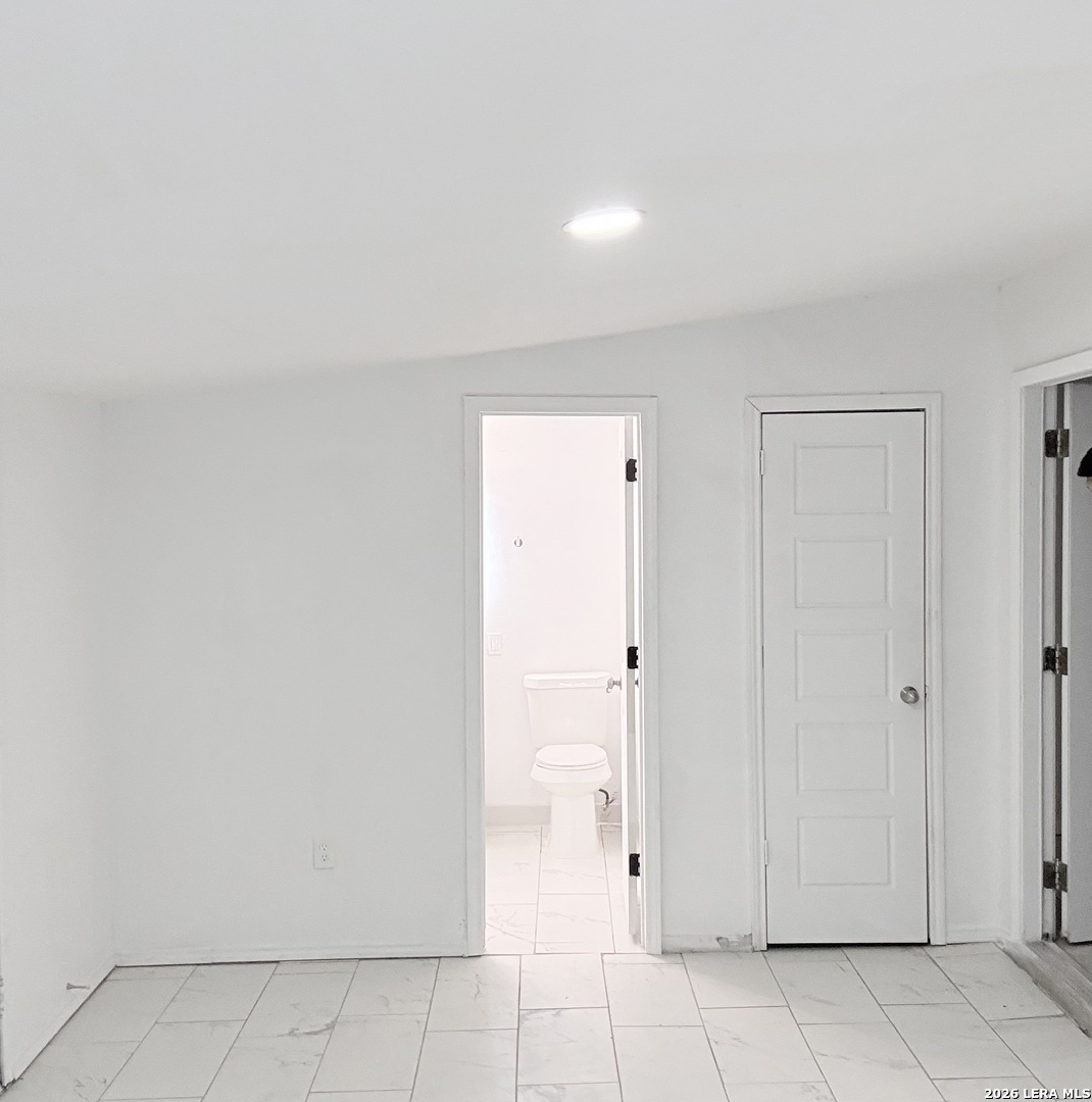 5234 Village Row San Antonio TX 78218