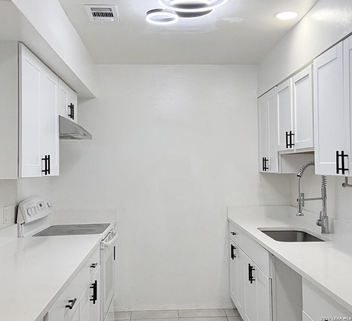 5234 Village Row San Antonio TX 78218