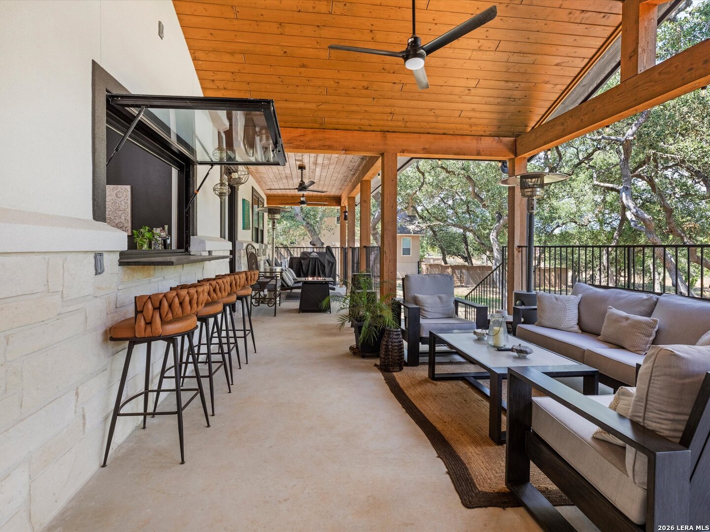210 Falling Hills New Braunfels TX 78132