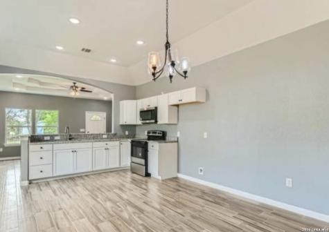 479 Corliss San Antonio TX 78220