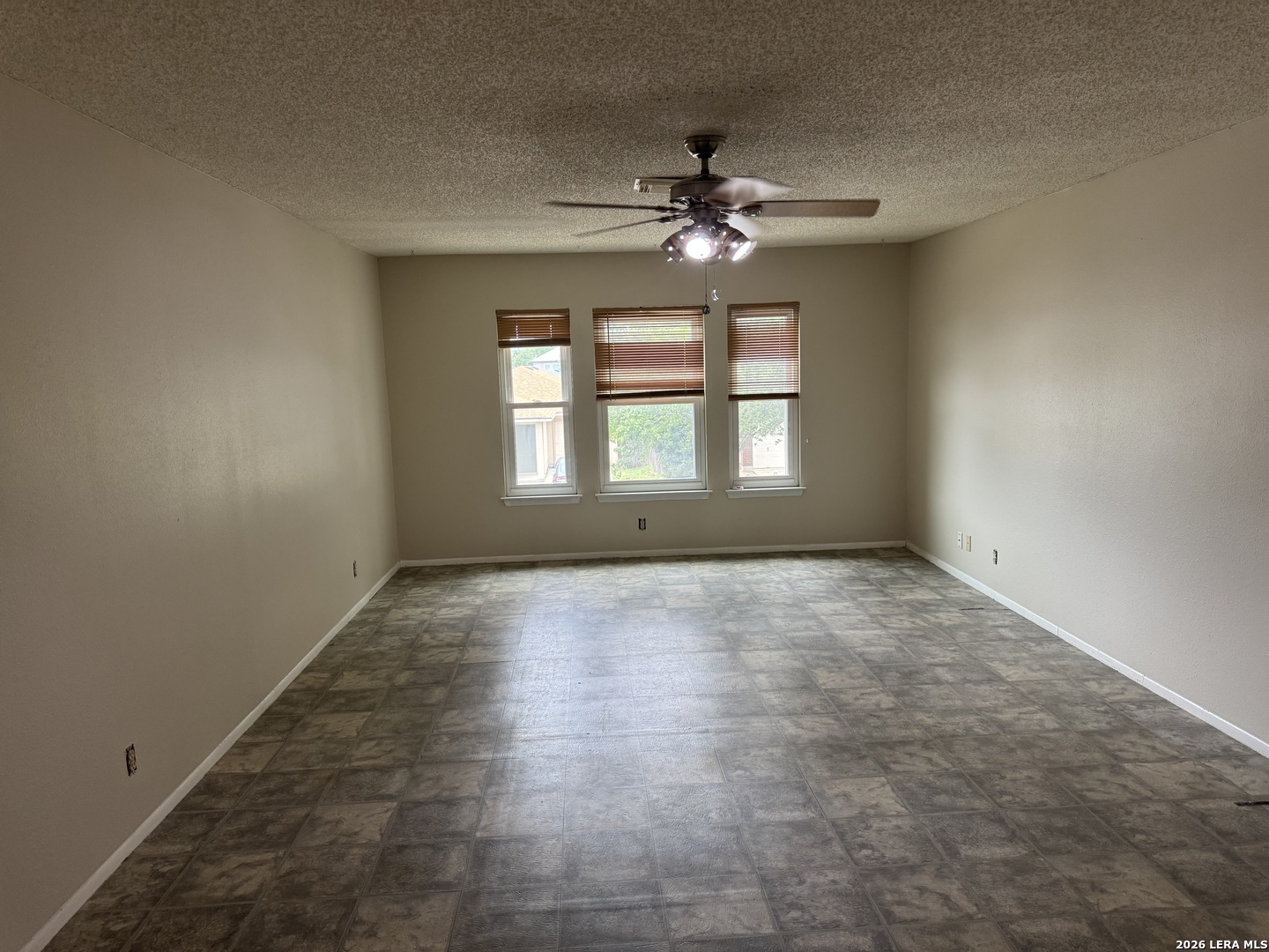 7702 Chatsworth San Antonio TX 78250