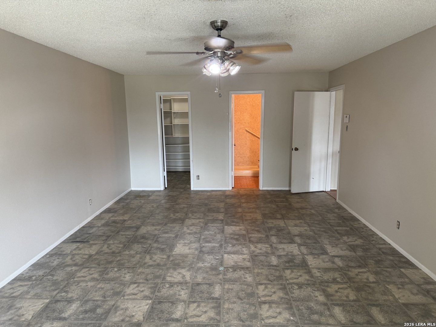 7702 Chatsworth San Antonio TX 78250