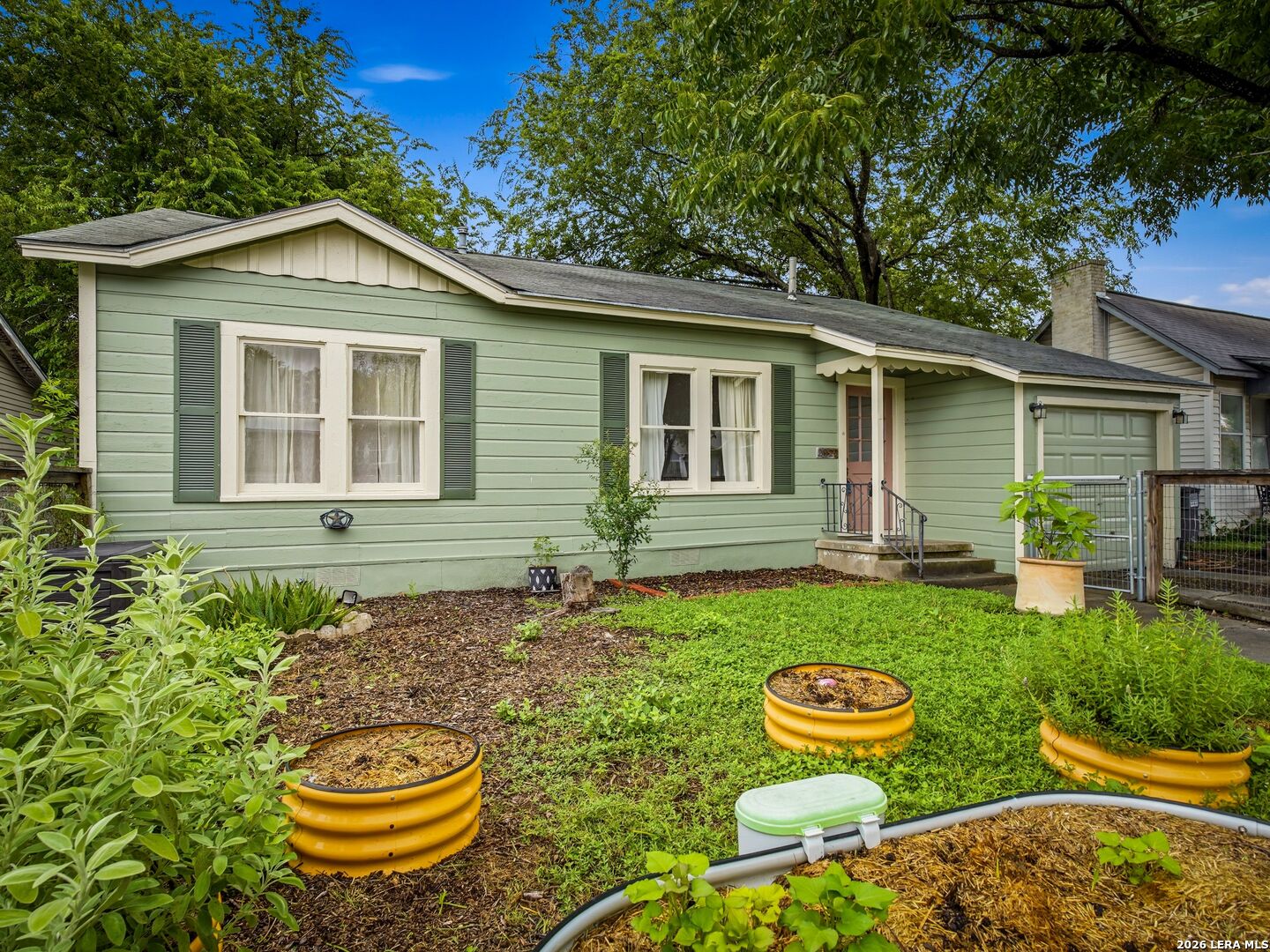 2022 W Craig Place San Antonio TX 78201
