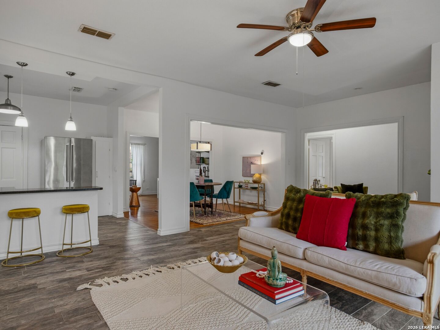 2022 W Craig Place San Antonio TX 78201