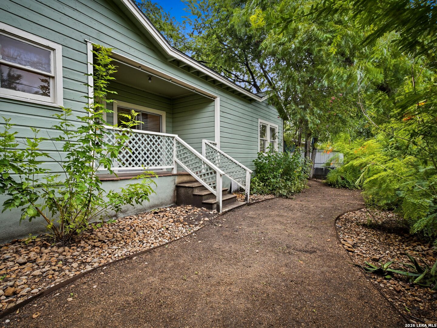 2022 W Craig Place San Antonio TX 78201