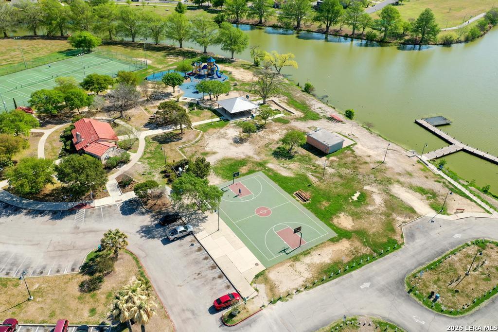 2022 W Craig Place San Antonio TX 78201