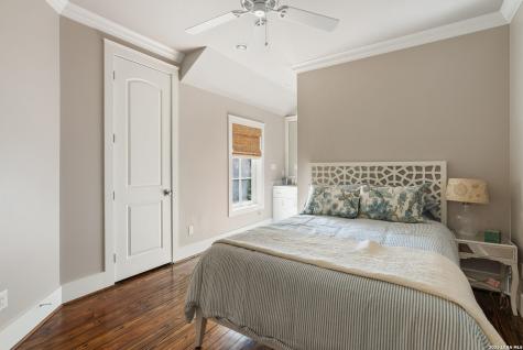 2419 Terminal Loop Road Mcqueeney TX 78123