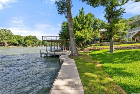 2419 Terminal Loop Road Mcqueeney TX 78123