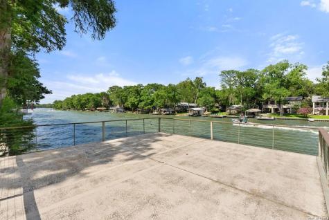 2419 Terminal Loop Road Mcqueeney TX 78123