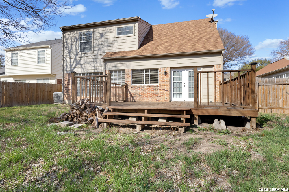 9135 Rue De Lis San Antonio TX 78250