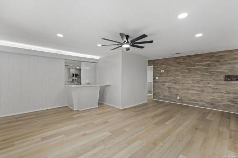 722 Knotty Oak Trail San Antonio TX 78220