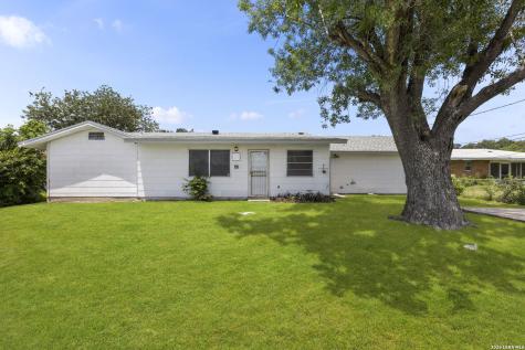 722 Knotty Oak Trail San Antonio TX 78220