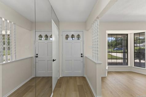 722 Knotty Oak Trail San Antonio TX 78220