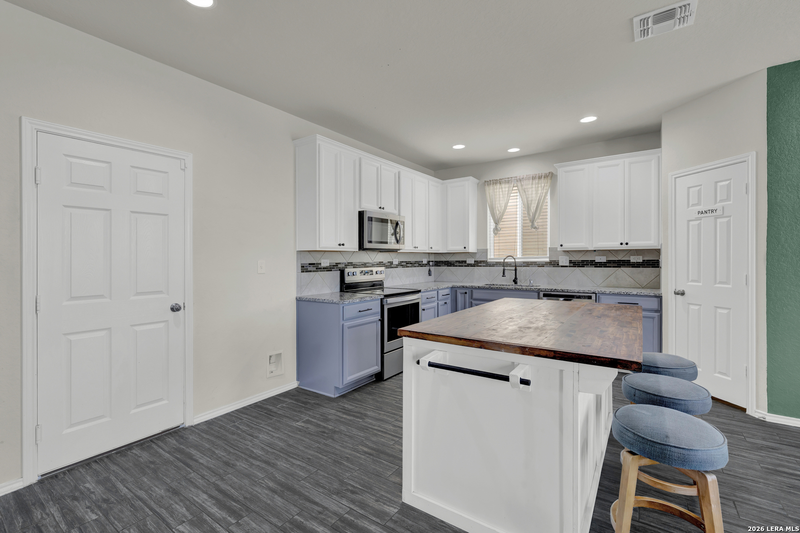 453 Nova Zembla New Braunfels TX 78130