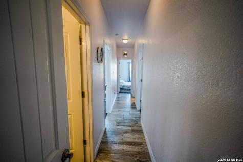104 Fairway Floresville TX 78114