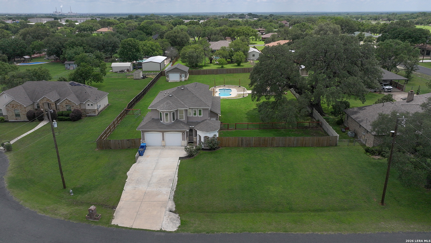 7606 Triple Leaf China Grove TX 78263