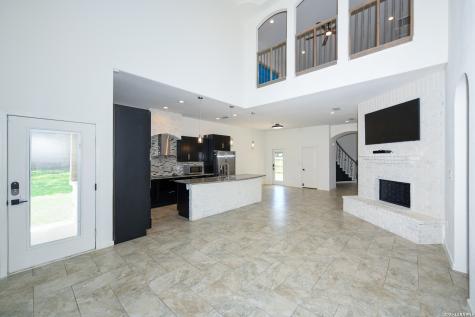 7606 Triple Leaf China Grove TX 78263