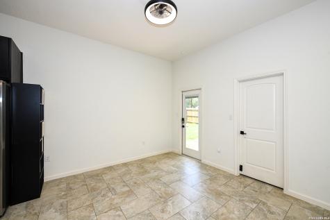 7606 Triple Leaf China Grove TX 78263