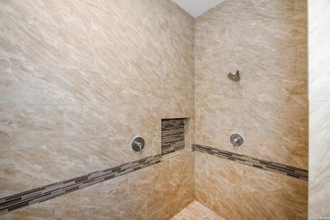 7606 Triple Leaf China Grove TX 78263