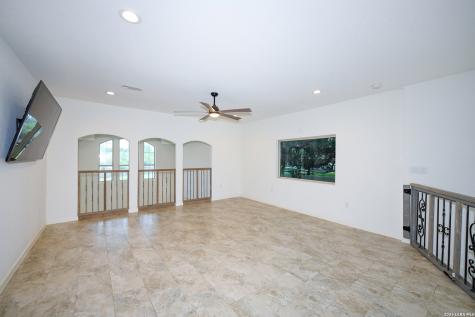 7606 Triple Leaf China Grove TX 78263