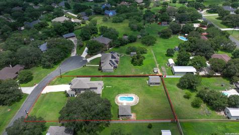 7606 Triple Leaf China Grove TX 78263