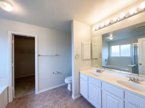 907 Magnolia Crest San Antonio TX 78251