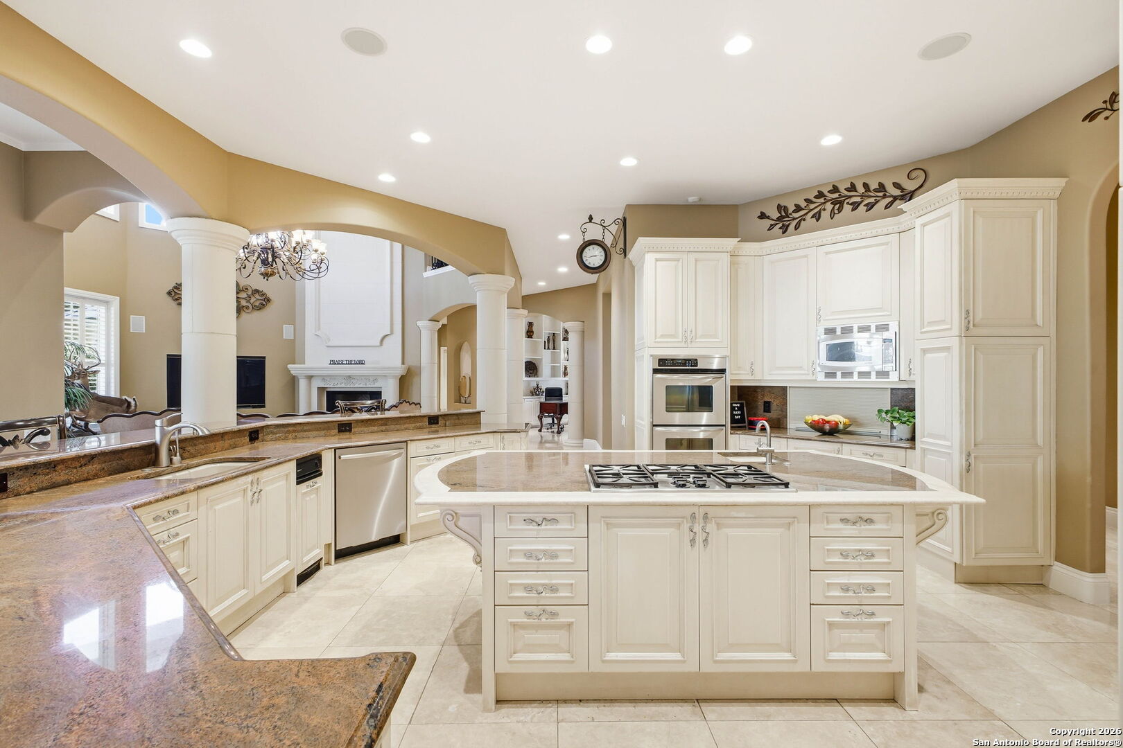 2 Admirals Way San Antonio TX 78257
