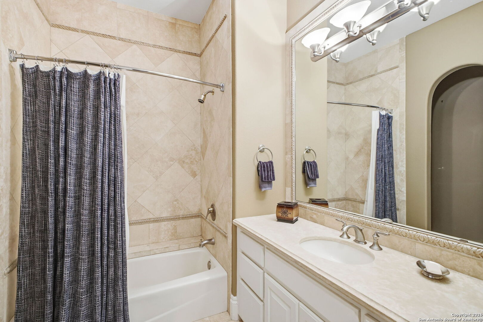 2 Admirals Way San Antonio TX 78257
