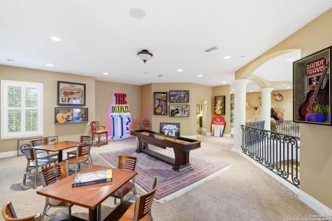 2 Admirals Way San Antonio TX 78257