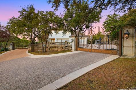 2 Admirals Way San Antonio TX 78257