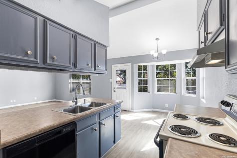 5122 Binz Engleman Road Kirby TX 78219