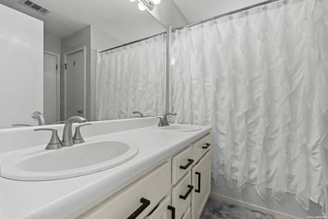 10739 Bobcat Rise San Antonio TX 78251