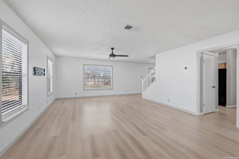 9015 Mansfield San Antonio TX 78251