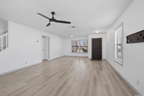 9015 Mansfield San Antonio TX 78251